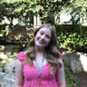 Meet your Posher, Carolina